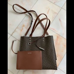 Calvin Klein Signature Zoey Tote